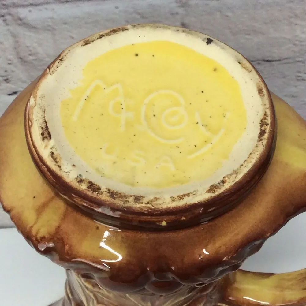 McCoy Pottery Vintage Grapevine Pitcher Vase Yellow Brown 9.5